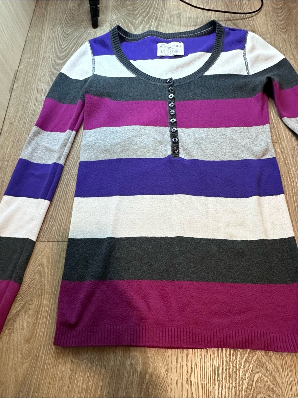 Aeropostale Striped Henley Scoop Neck Sweater in Purple, Magenta & Gray